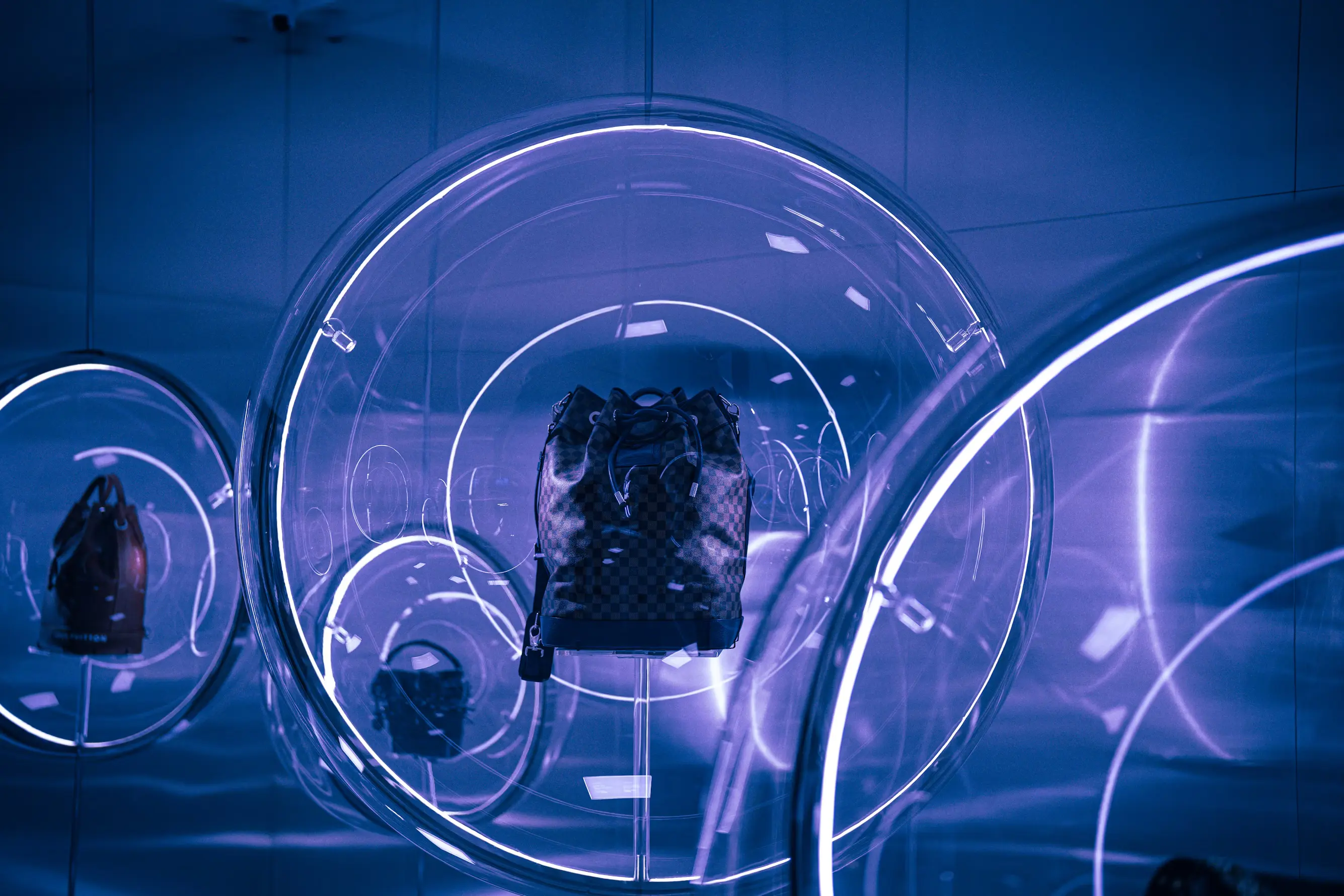 Add Image Description